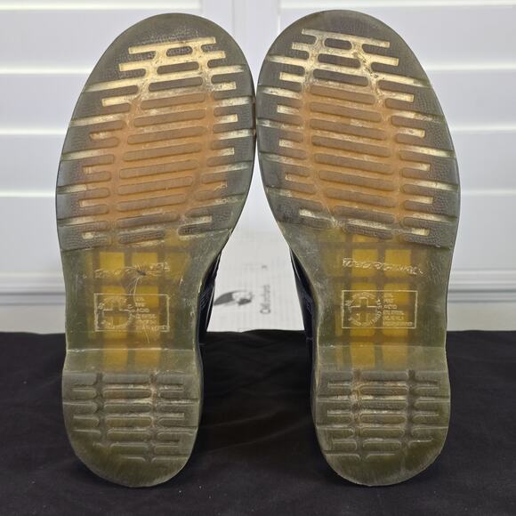 Dr. Martens 1460 Women's Original Smooth Leather Lace Up Boots - Black, Size 6 - Picture 4 of 11